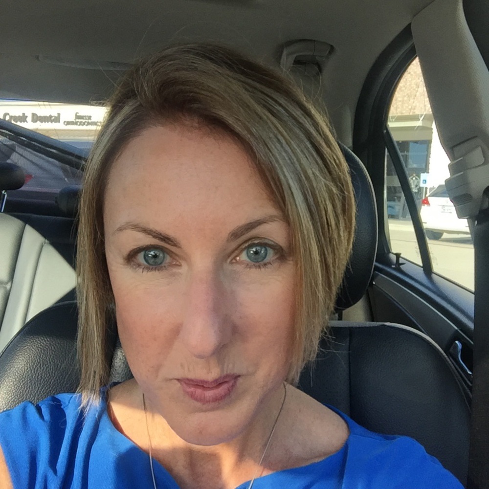 Meet your Posher, Laurie